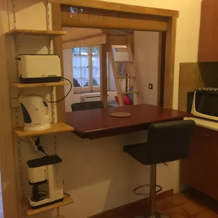 Cosy, Calme Et Authentique Au Coeur De Каркассон